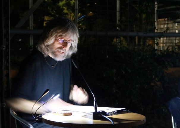 08-19 Krimilesung mit Harald Keller. (c) Tina Schick klein