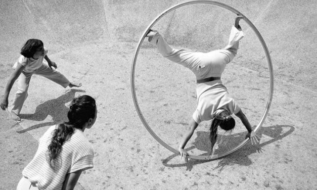 <span class="caps">THEA­TER­ACKER</span> – Stra­ßen­thea­ter im Kas­ta­ni­en­gar­ten&nbsp;1–2026